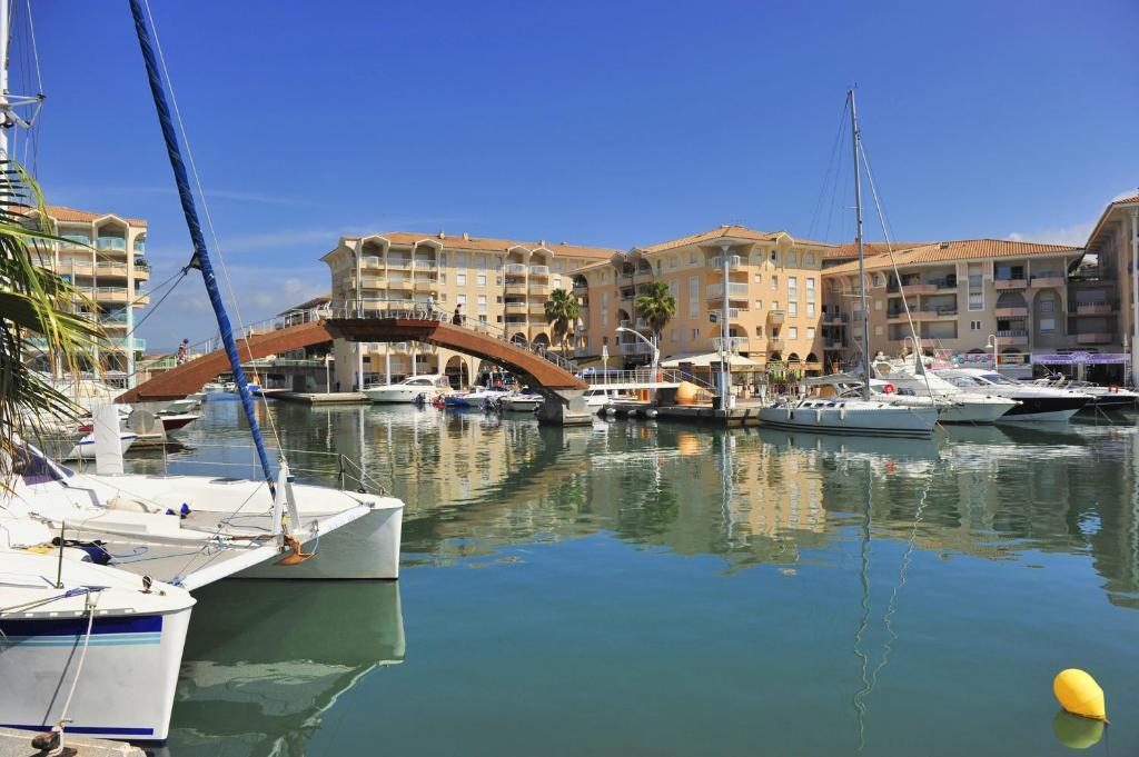 Hotel Mileade Mediterranee - Port-Fréjus エクステリア 写真