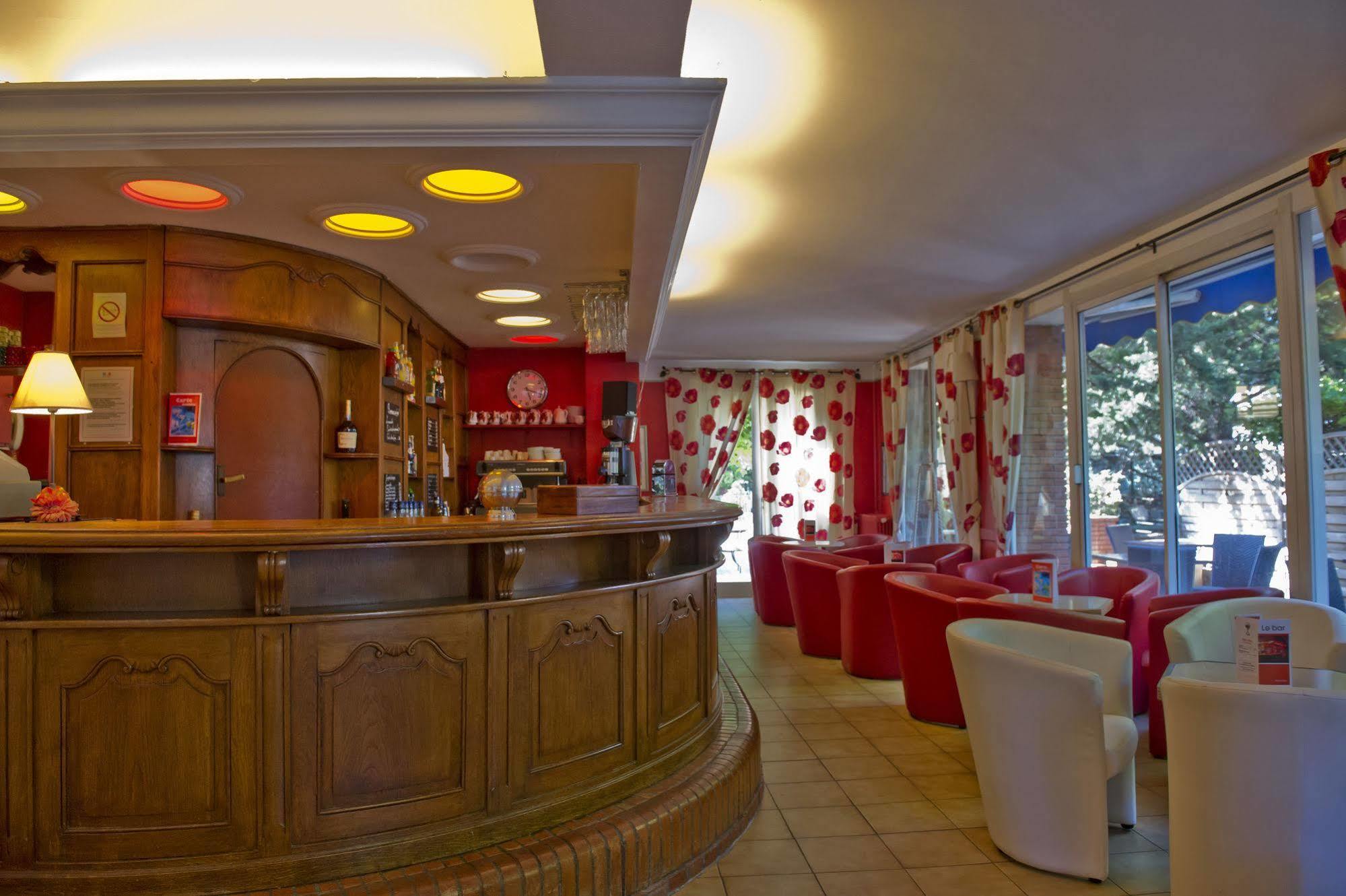 Hotel Mileade Mediterranee - Port-Fréjus エクステリア 写真