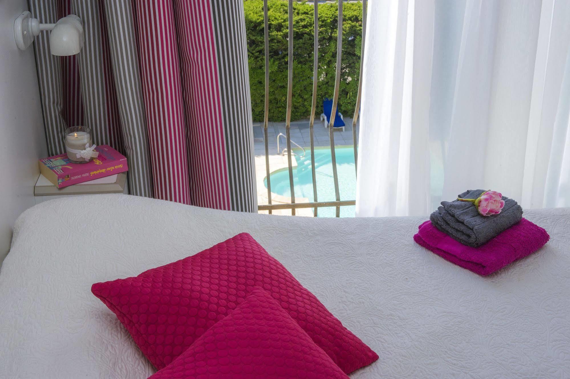 Hotel Mileade Mediterranee - Port-Fréjus エクステリア 写真
